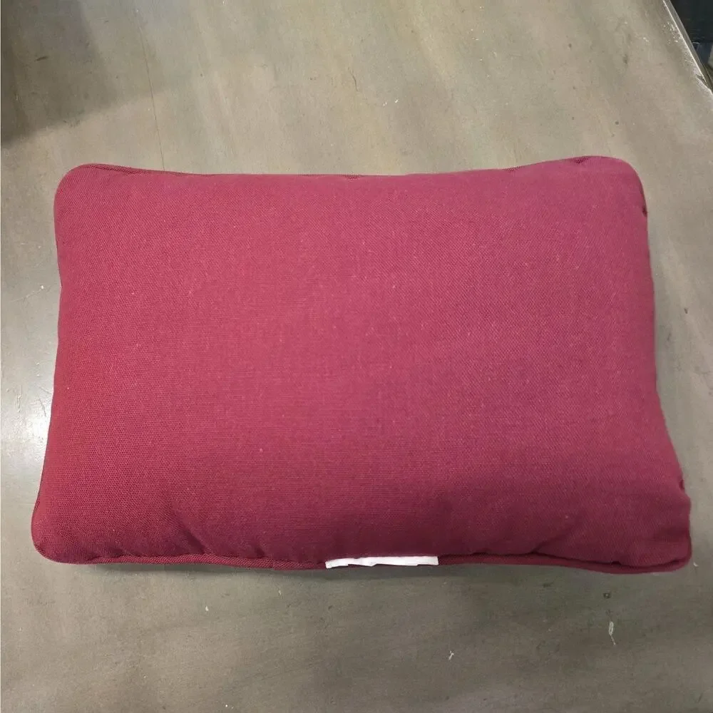 Vintagr Tapestry Accent Pillow 